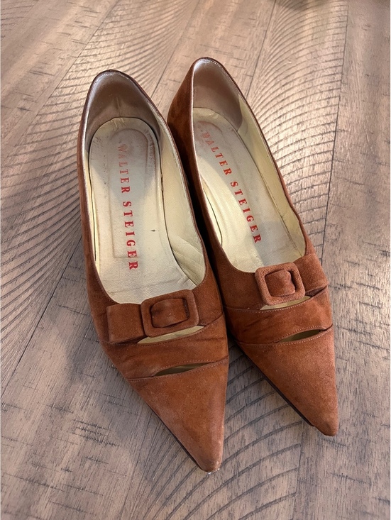 Walter Steiger Shoes - Vintage Walter Steiger Tan Suede Pointed Toe Buckle Pumps Size 7.5 Made in Italy